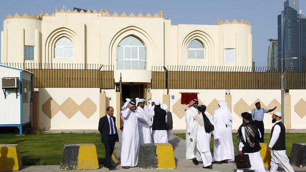 الرئيس الأفغاني يطالب قطر بإغلاق مكتب 