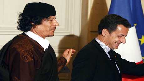 القذافي ينتقم وهو في القبر من الرئيس الفرنسي الأسبق ساركوزي