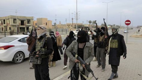 تنظيم داعش يسيطر في منطقة الرطبة على مسافات واسعة من الطريق الدولي الواصل ما بين بغداد وعمان