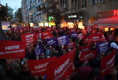 اردوغان يفوز بموقع الرئاسة ولكنه يخسر نصف الشعب التركي