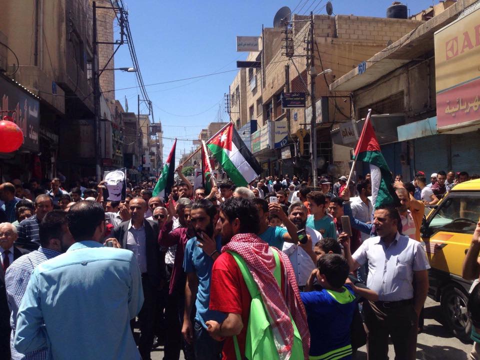 القوى الحزبية والشعبية الاردنية تواصل فعالياتها التضامنية مع الاسرى الفلسطينيين