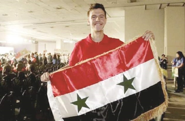 حافظ بشار الاسد يؤكد انه لم يفكر للحظة بمغادرة سورية