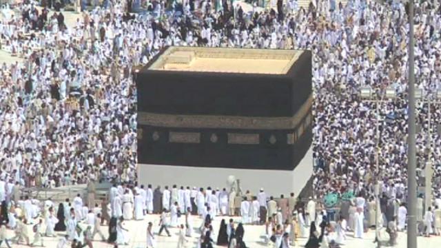 قطر تتراجع تكتيكياً عن طلب تدويل الاماكن المقدسة بالسعودية بعدما وصفه عادل الجبير بـ
