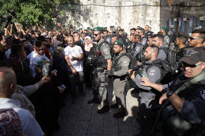 الوطن العربي يقف على قدم واحدة تحسباً للمصادمات الفلسطينية- الاسرائيلية المنتظرة في محيط المسجد الاقصى غداً الجمعة