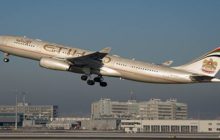طائرة اماراتية تهبط في الكويت بسلام رغم وفاة الطيار