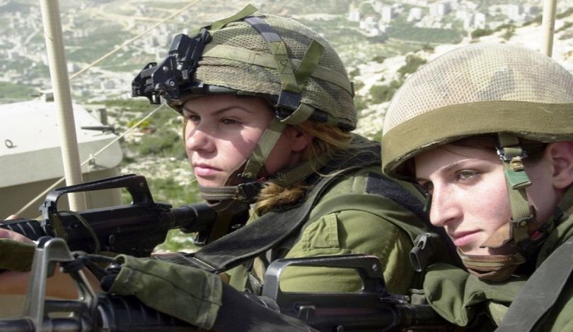 الجيش الاسرائيلي يستعيض بالفتيات عن الشبان الهاربين في سلاح المدرعات