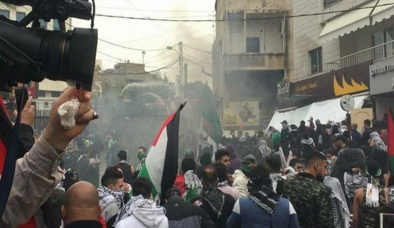مظاهرات حاشدة امام السفارة الامريكية ببيروت وفي خمس جامعات مصرية
