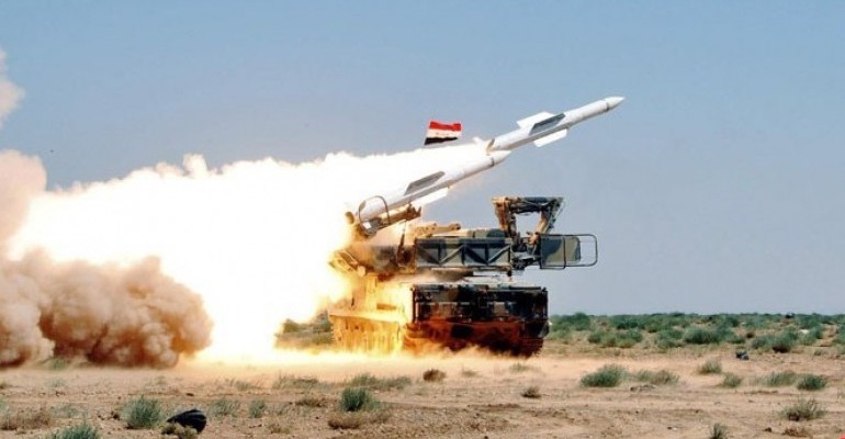 الدفاعات السورية تتصدى فجر اليوم لعدوان صاروخي اسرائيلي