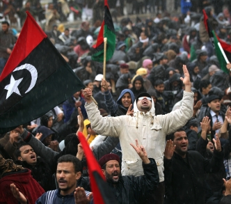 بعد ٧ سنوات .. الإسلاميون مازالوا يعرقلون مساعي اعادة بناء الدولة الليبية