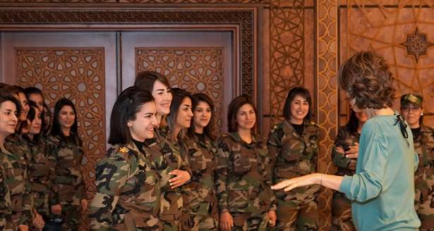 في عيد الام ..أسماء الأسد تلتقي المقاتلات بالغوطة وتخاطب 