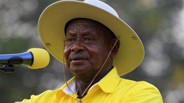 الرئيس الاوغندي يضع اصبعه على الجرح .. النوم يورث الفقر