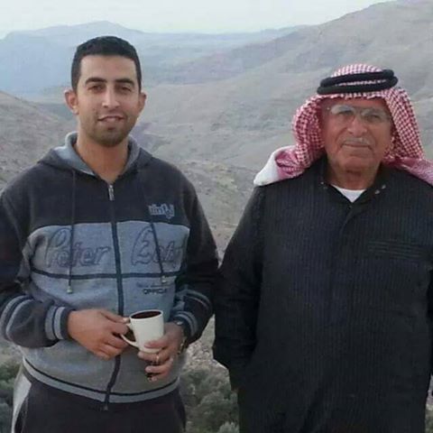 والد الشهيد معاذ الكساسبة يطالب بجلب قاتل ابنه المعتقل في العراق لمحاكمته بالاردن / فيديو