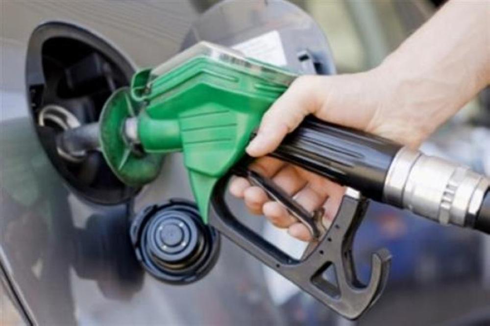 لجنة تسعير المحروقات ترفع اسعار البنزين والسولار لشهر اذار