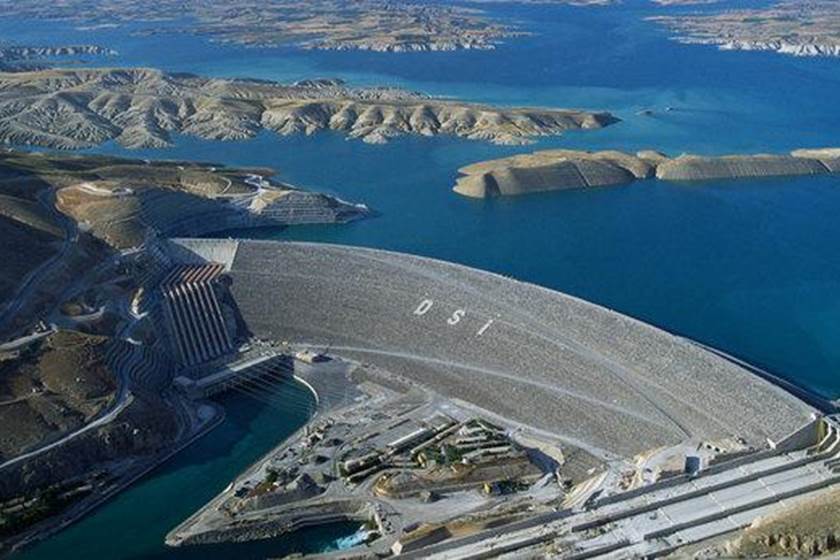 تركيا تخزّن مياه نهر دجلة خلف سدودها وتقطعه عن العراق