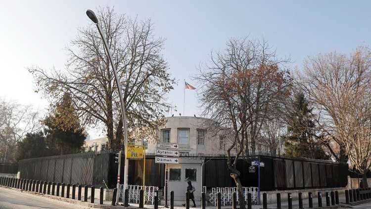 تصعيد جديد في حدة التوتر بين البلدين.. إطلاق نار على السفارة الأمريكية في تركيا اليوم