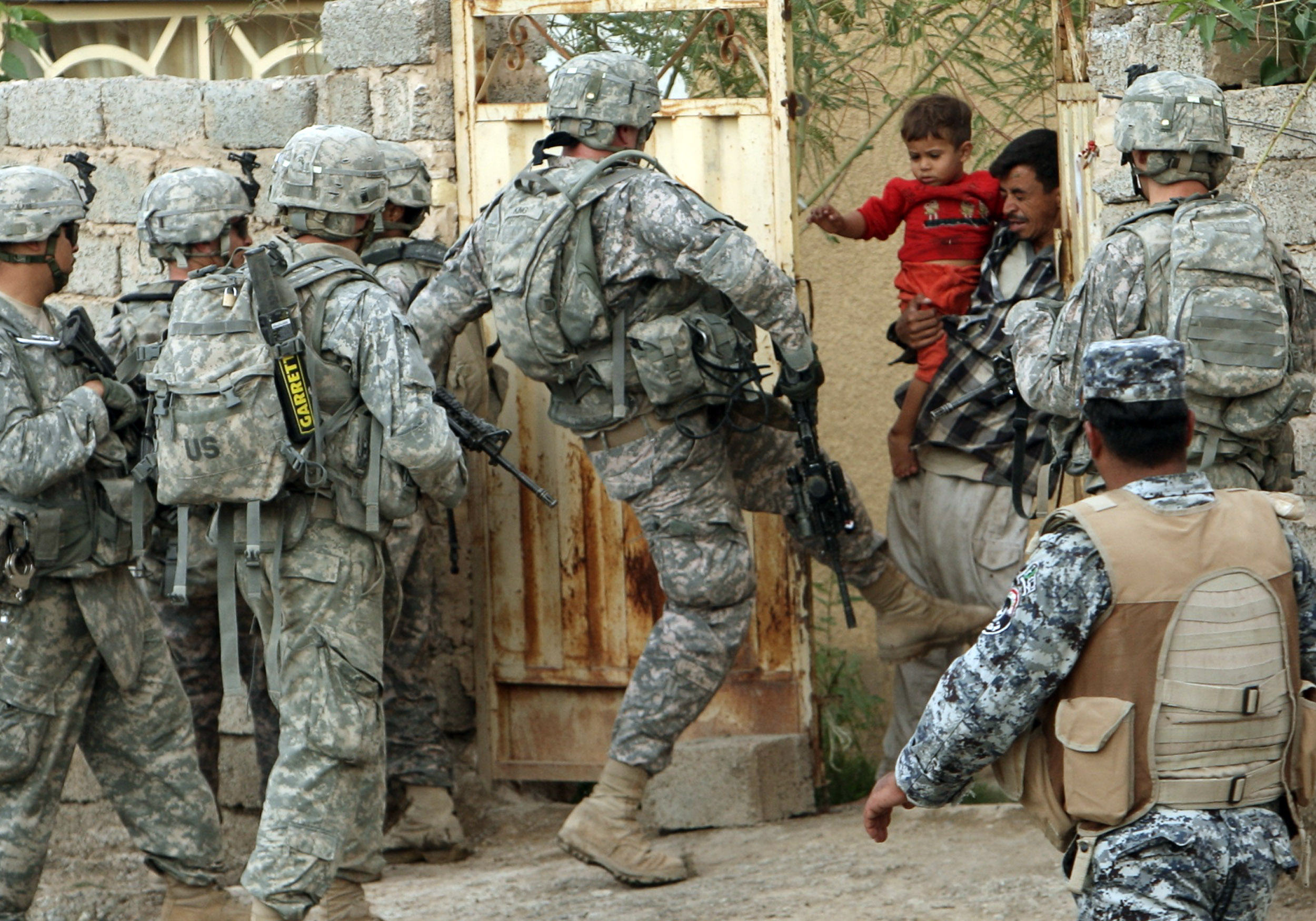 يمهل ولا يهمل.. لعنة العراق تطارد امريكا عبر وقوع 20 حالة انتحار يومياً بين جنودها الذين احتلوا القطر الشقيق 