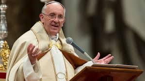 بابا الفاتيكان يدعو للتفريق بين الجاذبية الجنسية وصناعة الاباحية