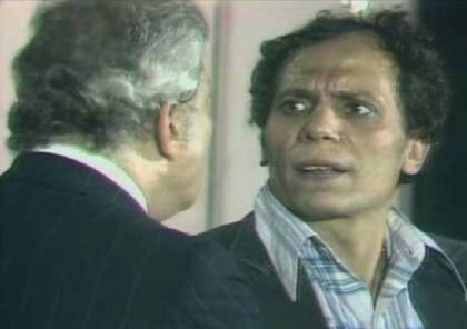 عادل إمام يشيد بدور عمر الحريري في مسرحية 