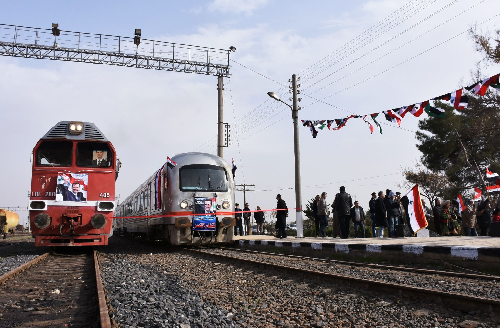 لتعزيز النقل والتبادل التجاري.. سوريا تباشر إعادة تأهيل الخط الحديدي بين عمان ودمشق