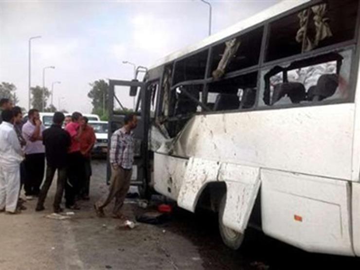 مصدر أمني مصري يعلن مصرع 7 أقباط في استهداف حافلة قرب المنيا