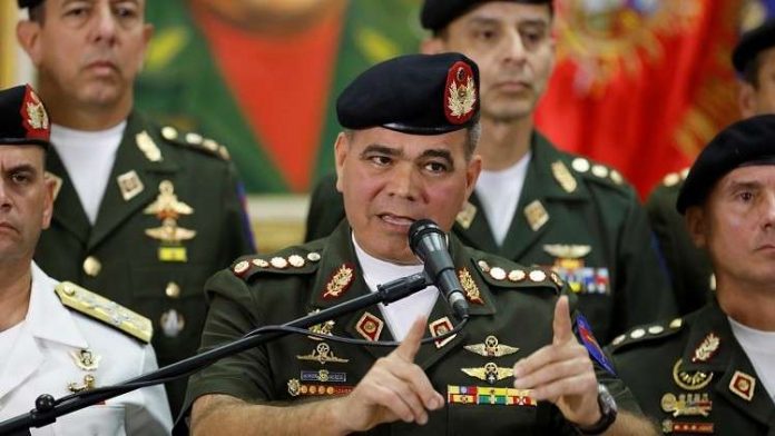 الجيش الفنزويلي يعلن الولاء لـلرئيس مادورو ويرفض محاولات ترامب تنصيب حكومة 