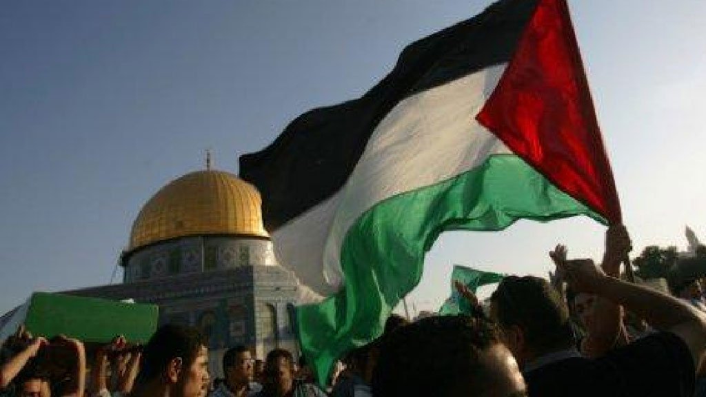 كاتب فرنسي يؤشر على التزام العالم الشيعي بقضية فلسطين وتقارب العالم السني مع امريكا واسرائيل
