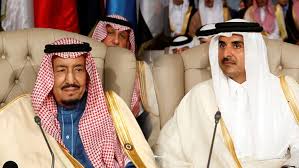 نصف مصالحة.. ملك السعودية يدعو امير قطر لحضور القمة الخليجية فقط دون القمة العربية