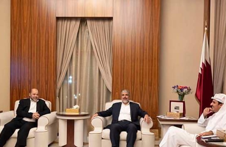 أمير قطر يلتقي وفداً من حركة حماس برئاسة خالد مشعل