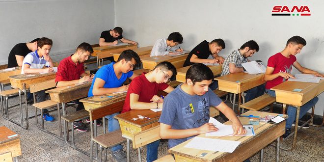 صمود رغم المصاعب.. ربع مليون طالب سوري يتقدمون إليوم لامتحانات الشهادة الثانوية بمختلف فروعها