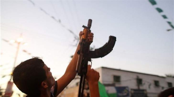 مقطع فيديو يقود لضبط شخص أطلق النار بمناسبة في عمان
