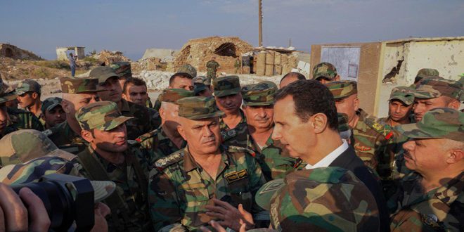 الأسد يتفقد جيشه على الخطوط الأمامية بريف إدلب ويعتبر أردوغان لصاً سرق المعامل والقمح والنفط والأرض/ فيديو