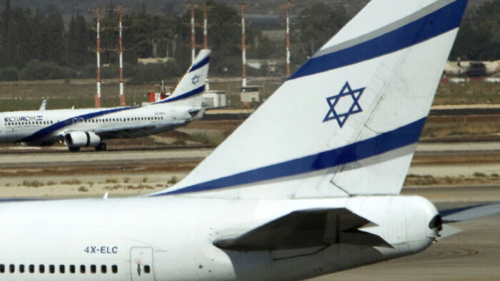 في طريقها للامارات غدا.. طائرة اسرائيلية تحلق لأول مرة فوق الاجواء السعودية حاملة وفداً اسرامريكياً مشتركاً