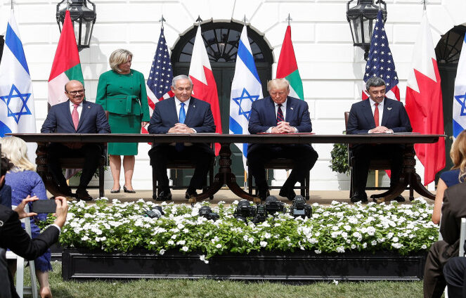 توقيع اتفاقيتي العار بين إسرائيل والإمارات والبحرين في البيت الأبيض