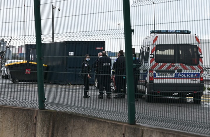 ثلاثة قتلى في هجوم بسكين في مدينة نيس الفرنسية نفذه صباح اليوم  شخص كان يردد: الله اكبر/ فيديو