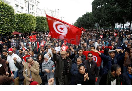 في مواجهة الرئيس سعيد.. حركة النهضة الاخوانية تتزود باجهزة تجسسيه وتدعو التونسيين للمشاركة في مسيرات حاشدة