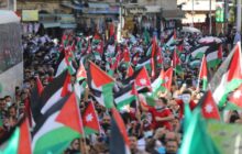 فاعليات شعبية تنظم وقفة احتجاجية حاشدة وسط عمان عصر اليوم الأحد، نصرة للفلسطينيين بالقدس والضفة وغزة والداخل