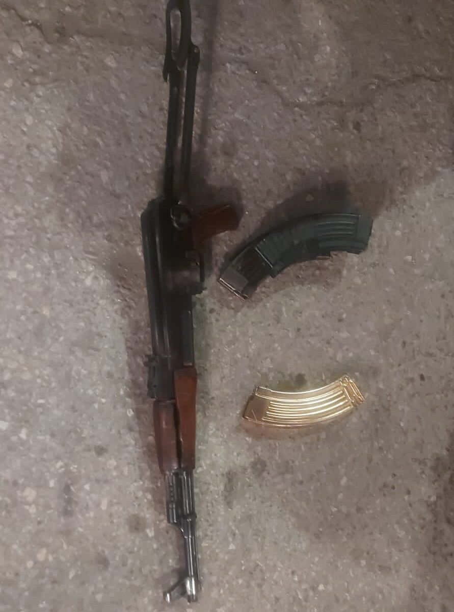 القبض على شخص أطلق النار على محل تجاري في عمان