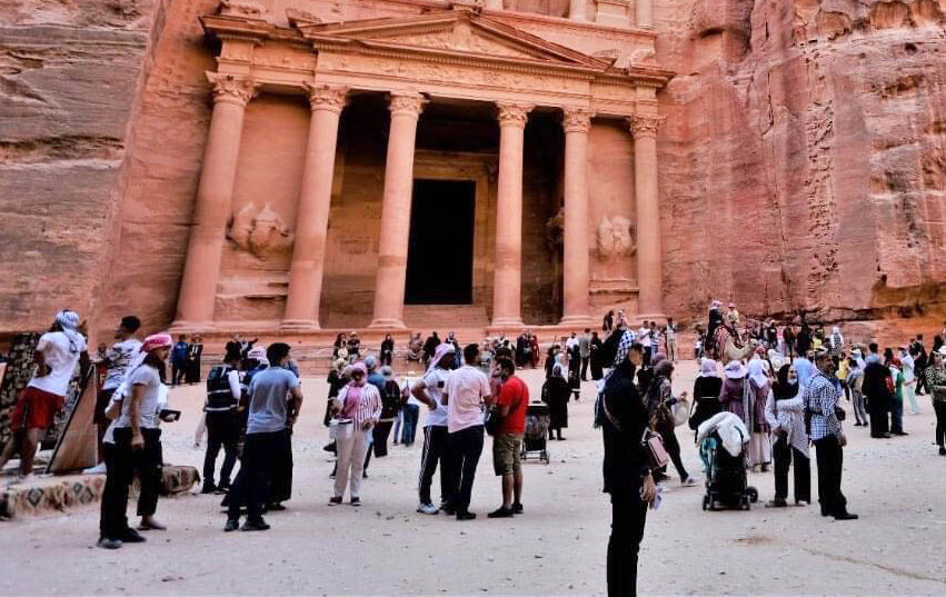 أعداد زوار الأردن بالثلث الأول من العام تكسر حاجز التوقعات