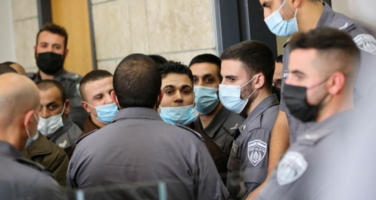 محكمة العدو في الناصرة تحكم اليوم الاحد بالسجن 5 سنوات إضافية وغرامة مالية كبيرة على أبطال 