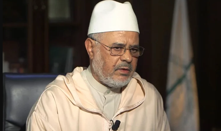 إقالة في صورة إستقالة.. اتحاد علماء المسلمين يقبل استقالة رئيسه الشيخ الريسوني بعد تصريحاته حول  الصحراء الغربية
