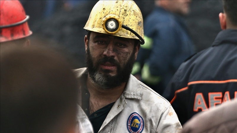 بعد انتهاء عملية إنقاذ العالقين اليوم السبت.. ارتفاع ضحايا انفجار منجم للفحم ناجم عن تسرب غاز في تركيا إلى 42 قتيلاً