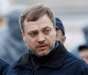 مصرع وزير الداخلية الأوكراني ونائبه في حادث تحطم مروحية