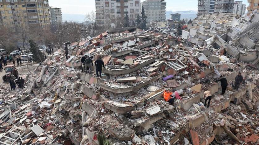 عزوف المستثمرين الأجانب عن السوق التركية في ضوء ترجيحات الخبراء بوقوع زلزال مدمر في اسطنبول