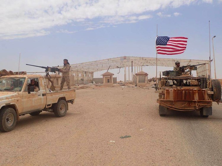 الاستخبارات الروسية: واشنطن تخطط لنقل عشرات الشاحنات الصغيرة المزودة بمدافع رشاشة ومنظومات دفاع جوي للإرهابيين بسوريا