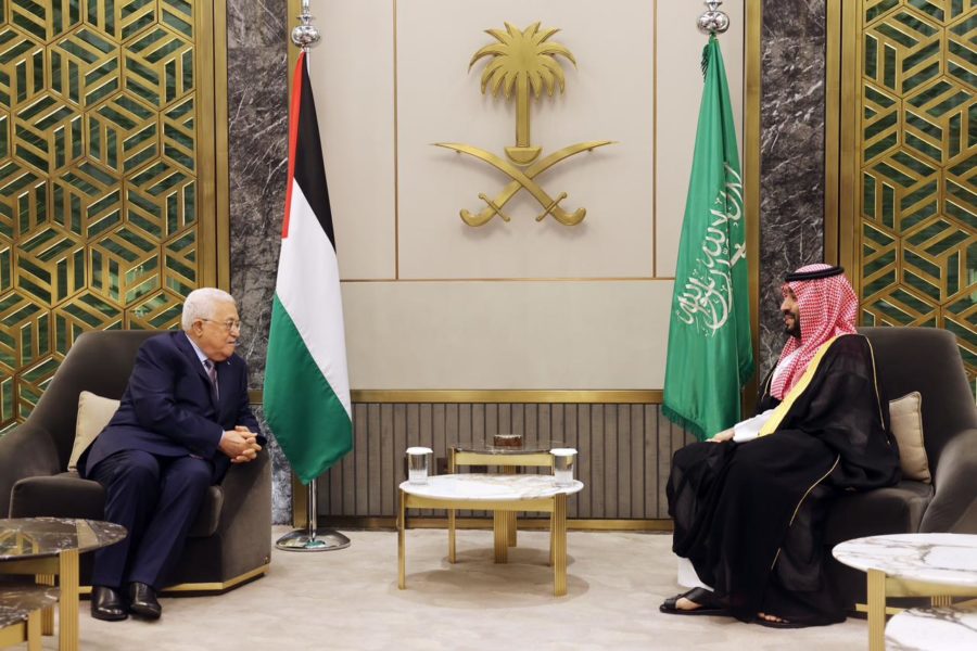 سلطة عباس تتقدم بقائمة مطالب هزيلة، في سياق تقبلها لصفقة تطبيع محتملة بين السعودية وإسرائيل