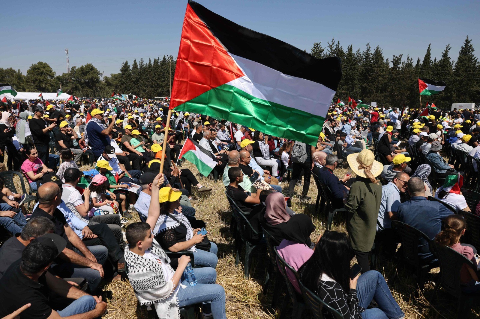 رداً على بن غوريون في قبره.. آلاف الفلسطينيين داخل الكيان الإسرائيلي يشاركون في 