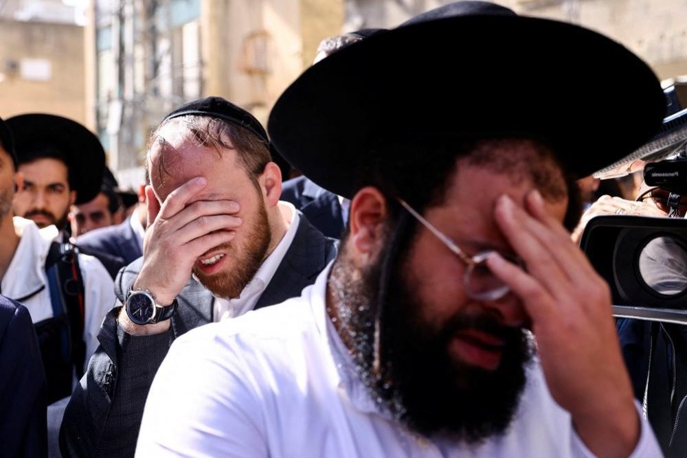 معاريف: ارتفاع بنسبة 100% بأعداد اليهود الذين طلبوا تلقي 