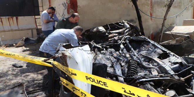 إصابة ضابط و4 عناصر في انفجار سيارة بقسم شرطة في دمشق