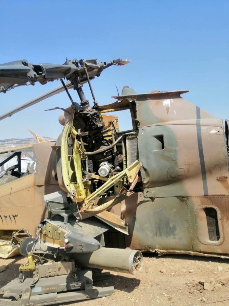 الجيش: سقوط مروحية عسكرية في منطقة البقعة وإصابة طياريها
