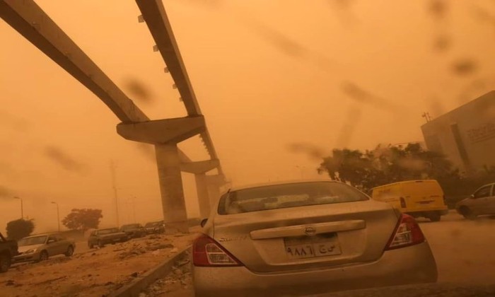 عاصفة ترابية مدمرة تثير الذعر في مصر/ فيديو